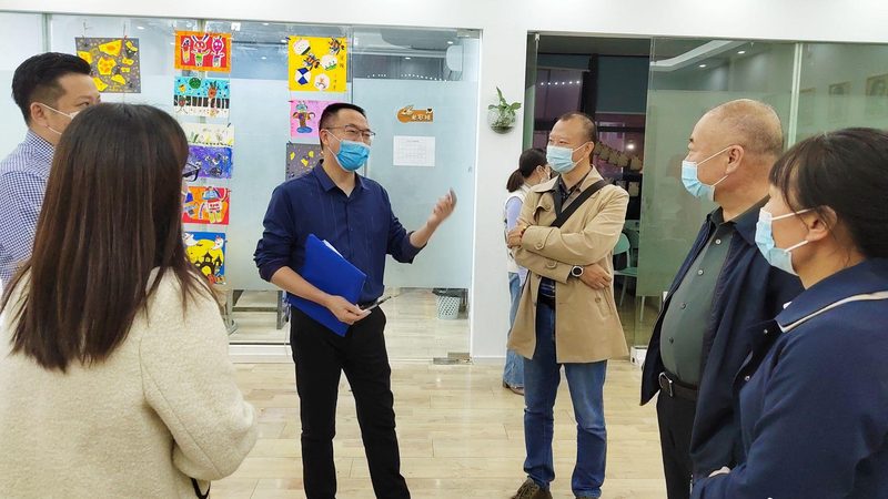少儿编程教师技能要求的解码：从课程设计到教学实践
